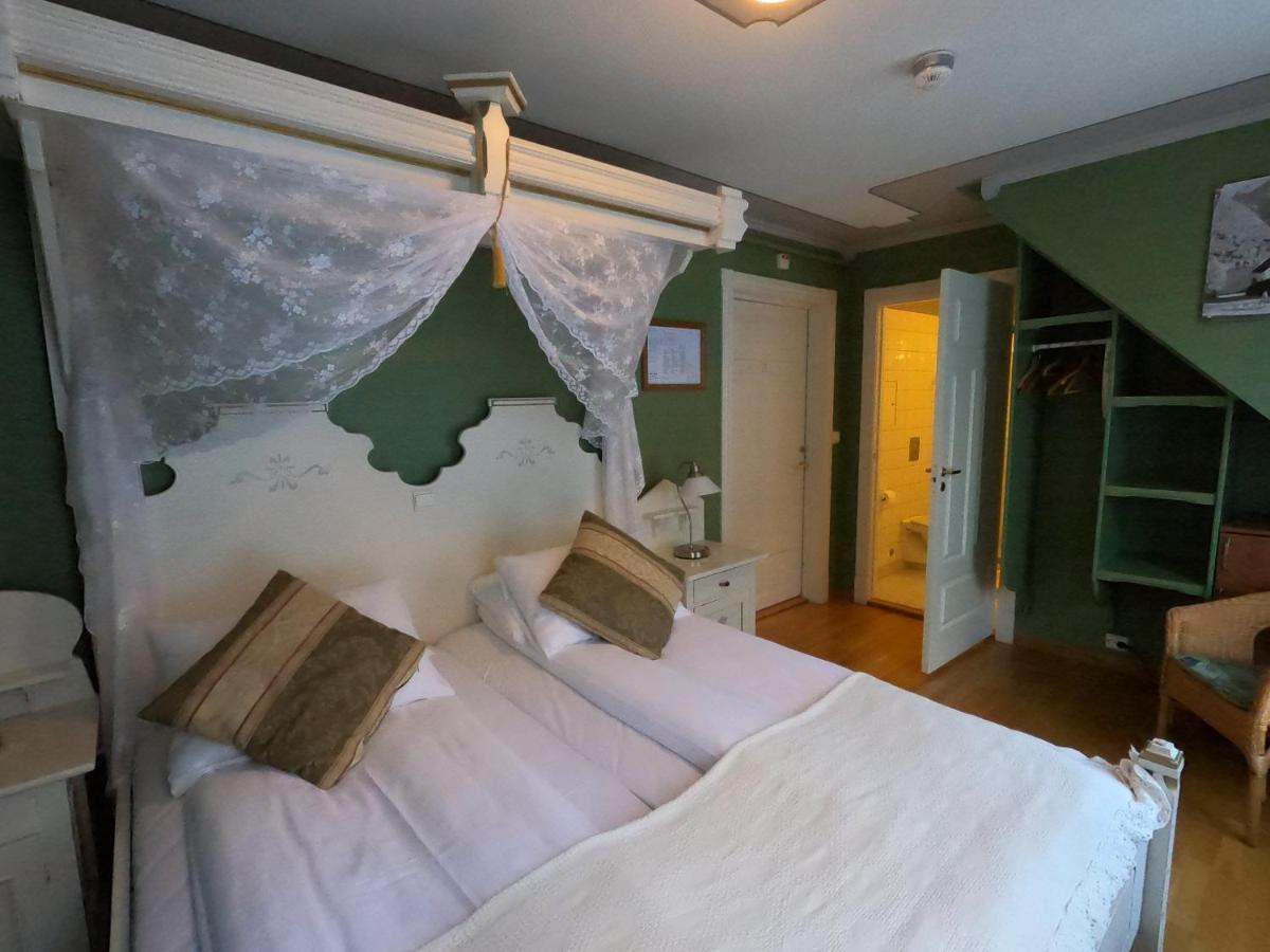 Hjelle Hotel Bagian luar foto