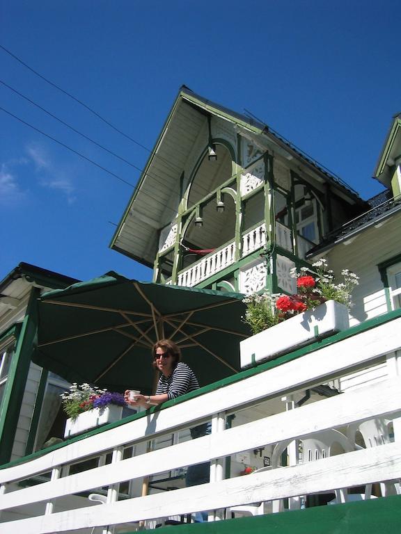 Hjelle Hotel Bagian luar foto