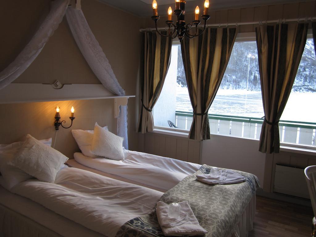 Hjelle Hotel Ruang foto