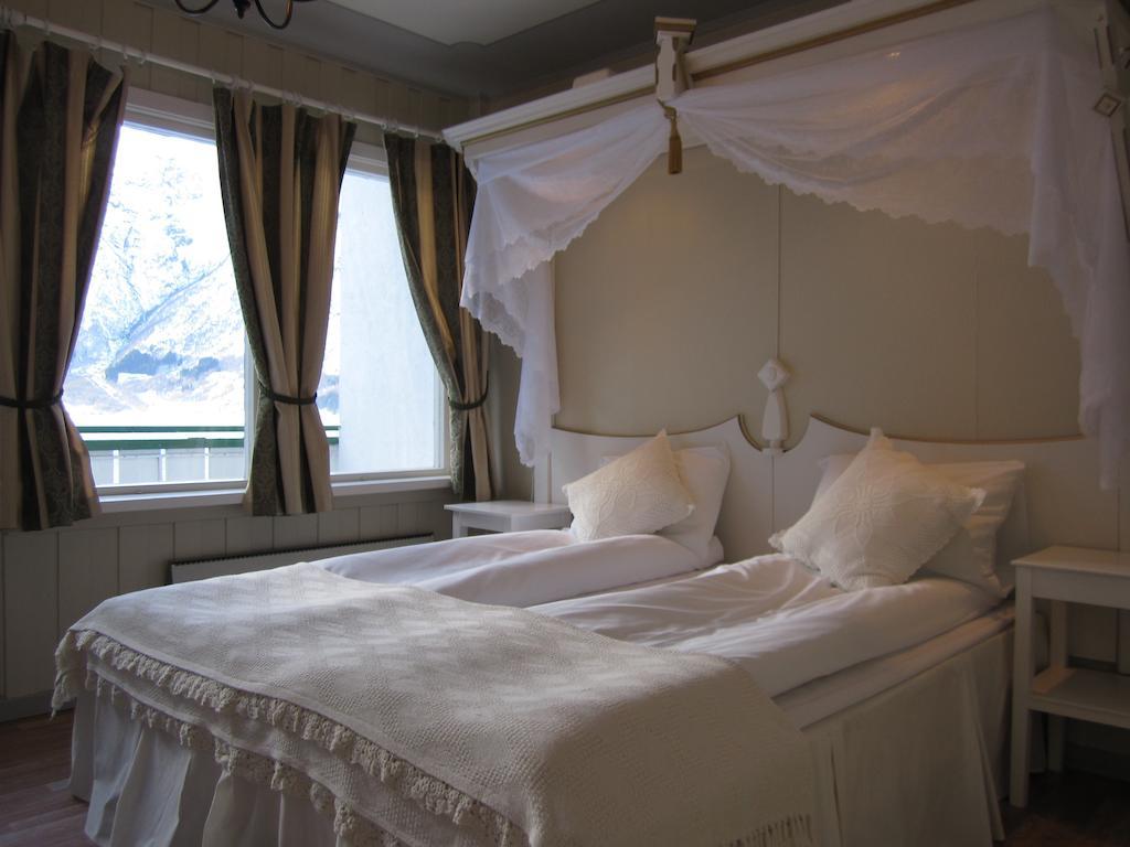 Hjelle Hotel Ruang foto